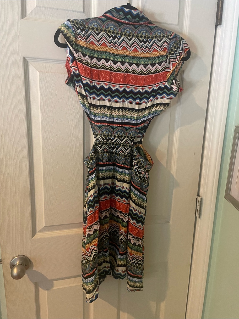 Multicolor Patterned Button-Front Women’s Dress - Picture 2 of 2
